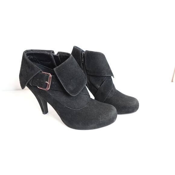 Shoe Boots/ 4" heel Black Buckle Velvety Fabric Womens Size 9 - Picture 3 of 9